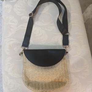 Ahdorned Camilla Raffia Crossbody Bag